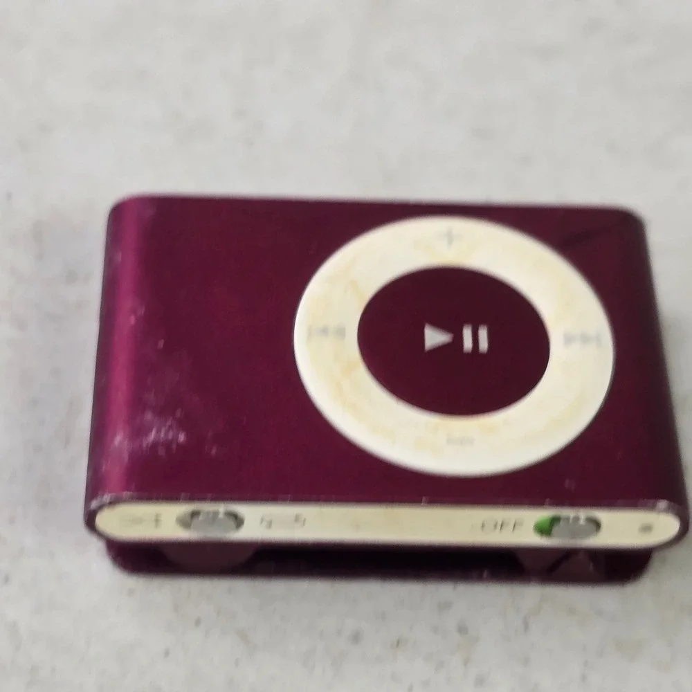 Apple iPod shuffle 2nd Generation Special Edition Red (1 GB)
